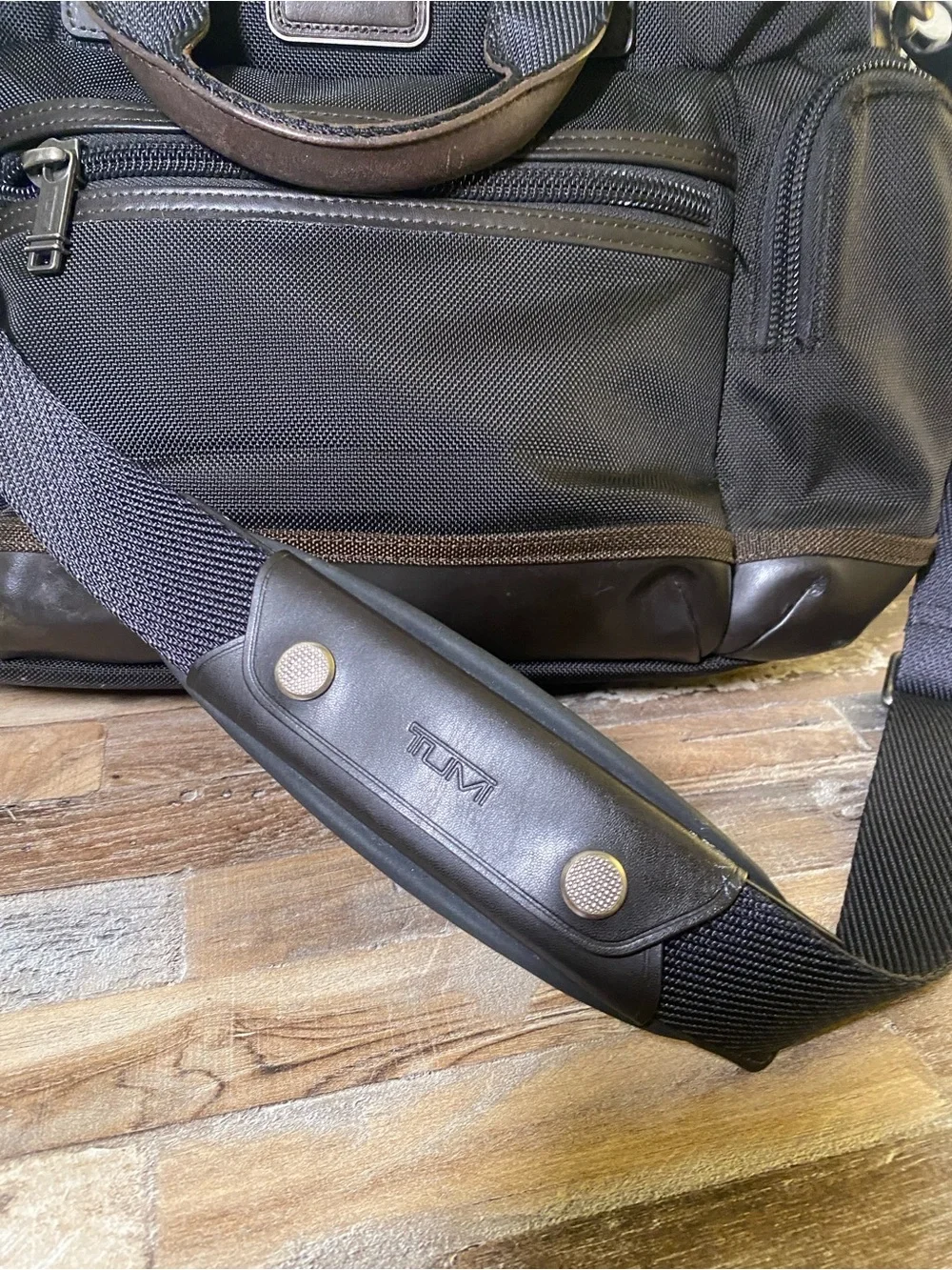 TUMI ALPHA BRAVO BLACK Men's Multi-Pocket Messenger Bag
